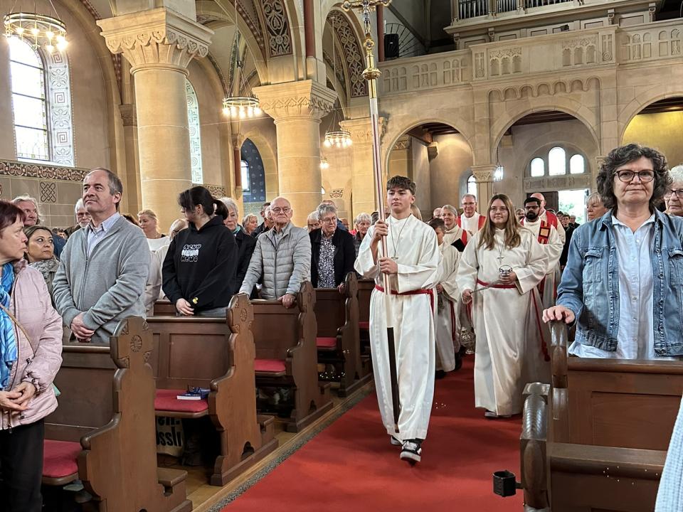 111 Jahre Hl. Kreuz NH